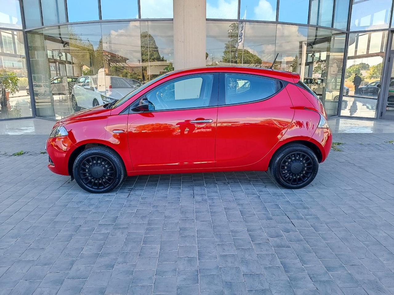 LANCIA Ypsilon 1.0 FireFly 5 porte S&S Hybrid Silver - 20