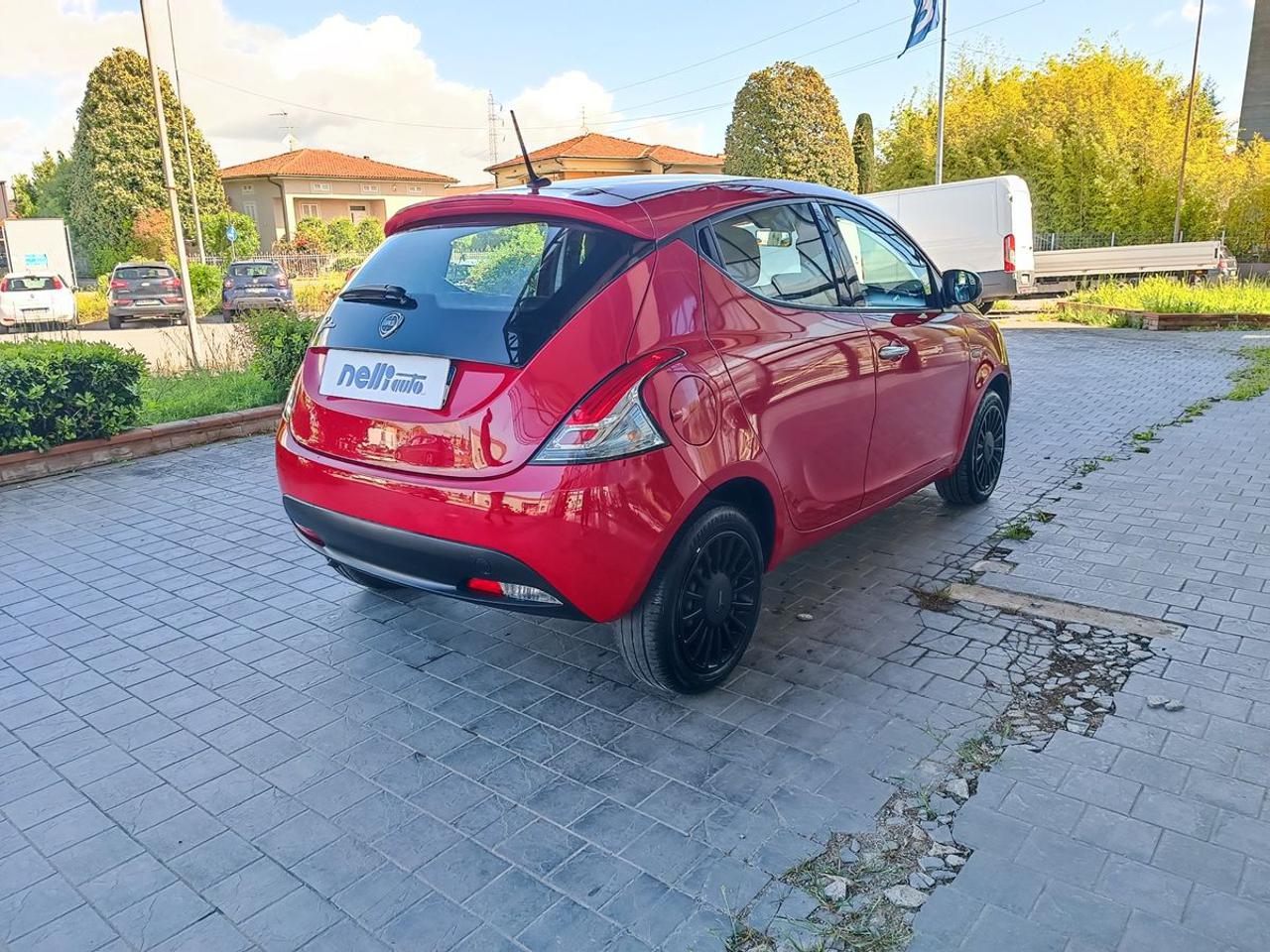 LANCIA Ypsilon 1.0 FireFly 5 porte S&S Hybrid Silver - 24