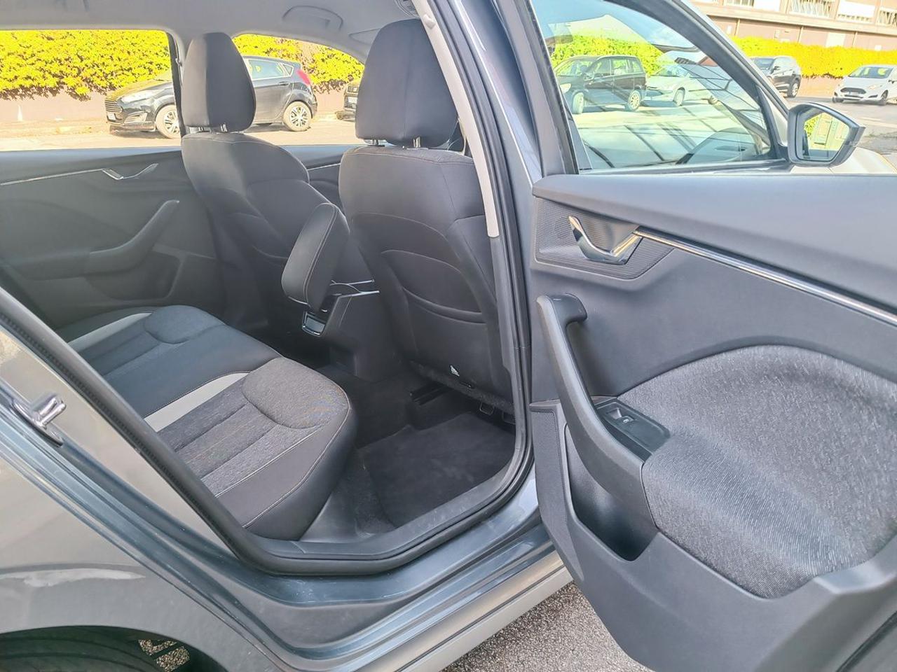 SKODA Kamiq 1.0 TSI 110 CV Style - 17