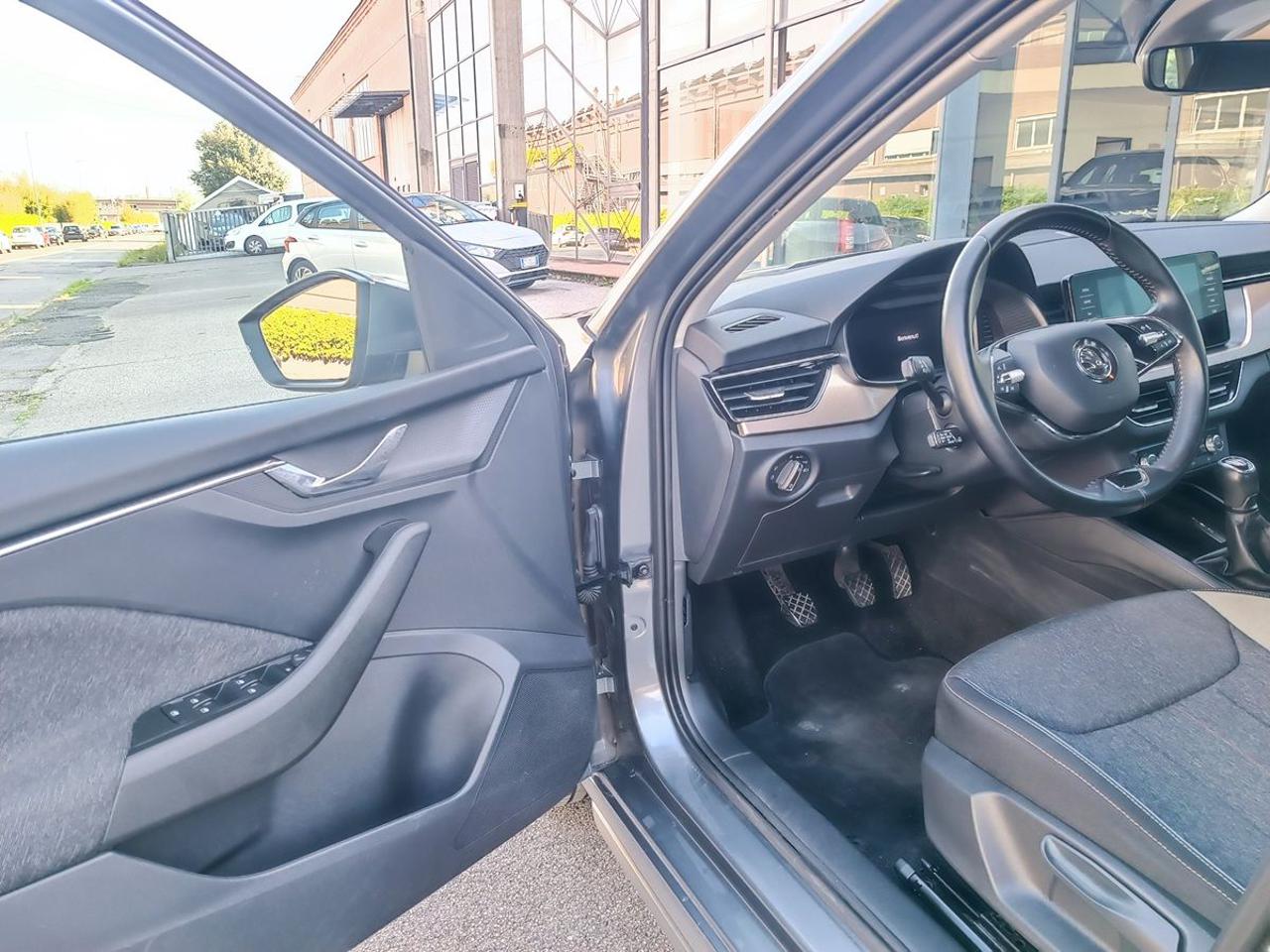 SKODA Kamiq 1.0 TSI 110 CV Style - 22