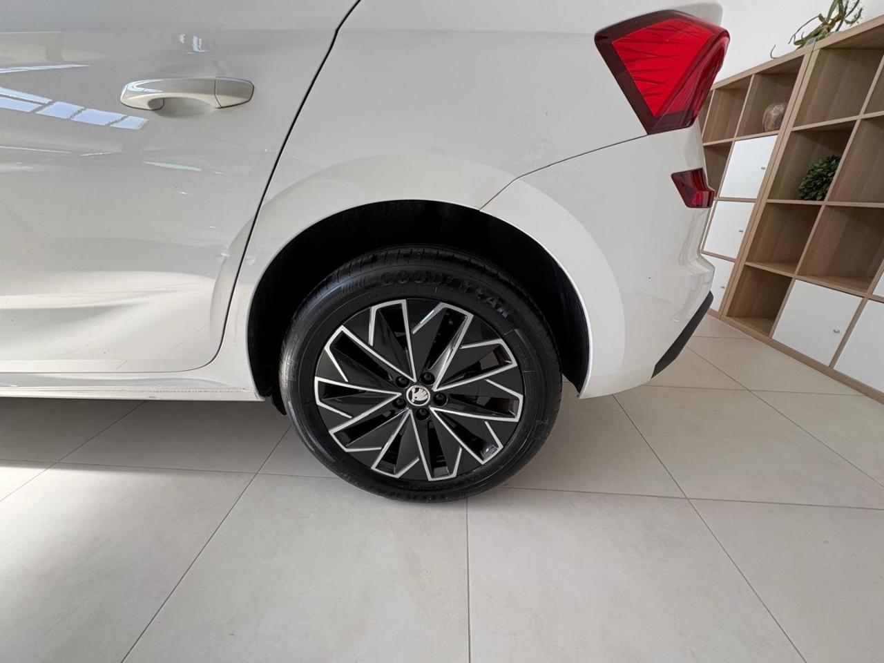 SKODA Kamiq 1.0 TSI Black Dots - 5