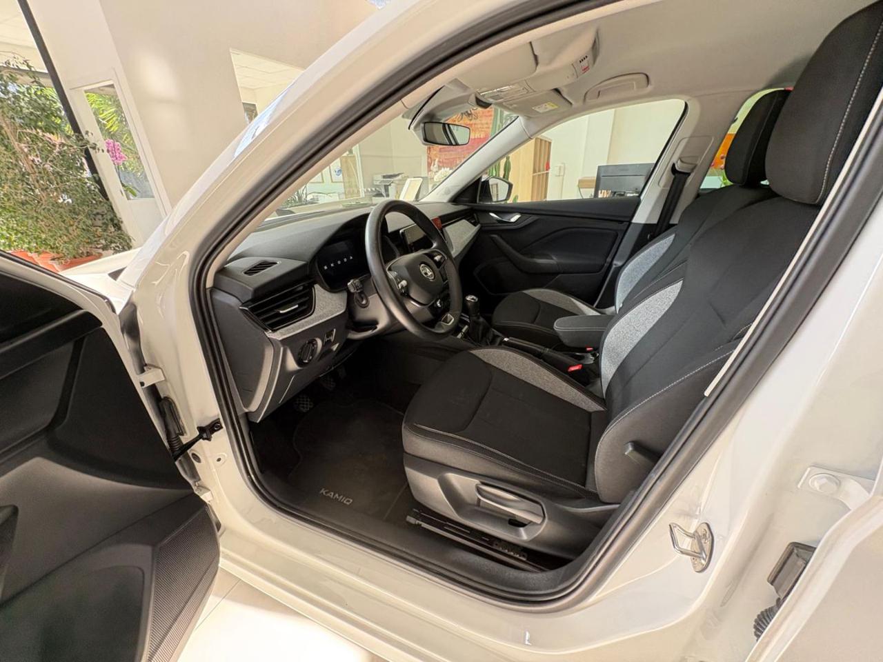 SKODA Kamiq 1.0 TSI Black Dots - 4