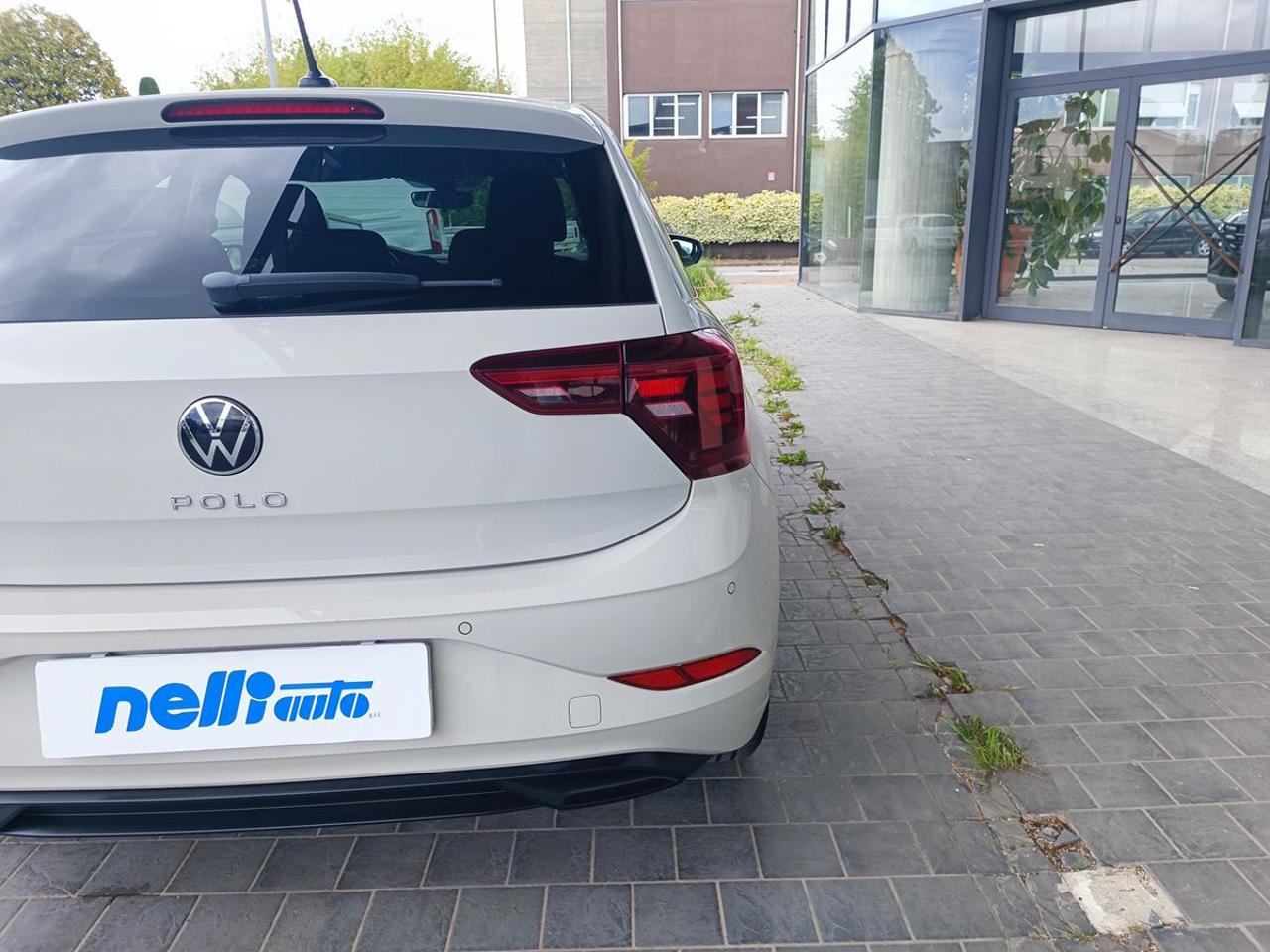 VOLKSWAGEN Polo 1.0 TSI Life - 21