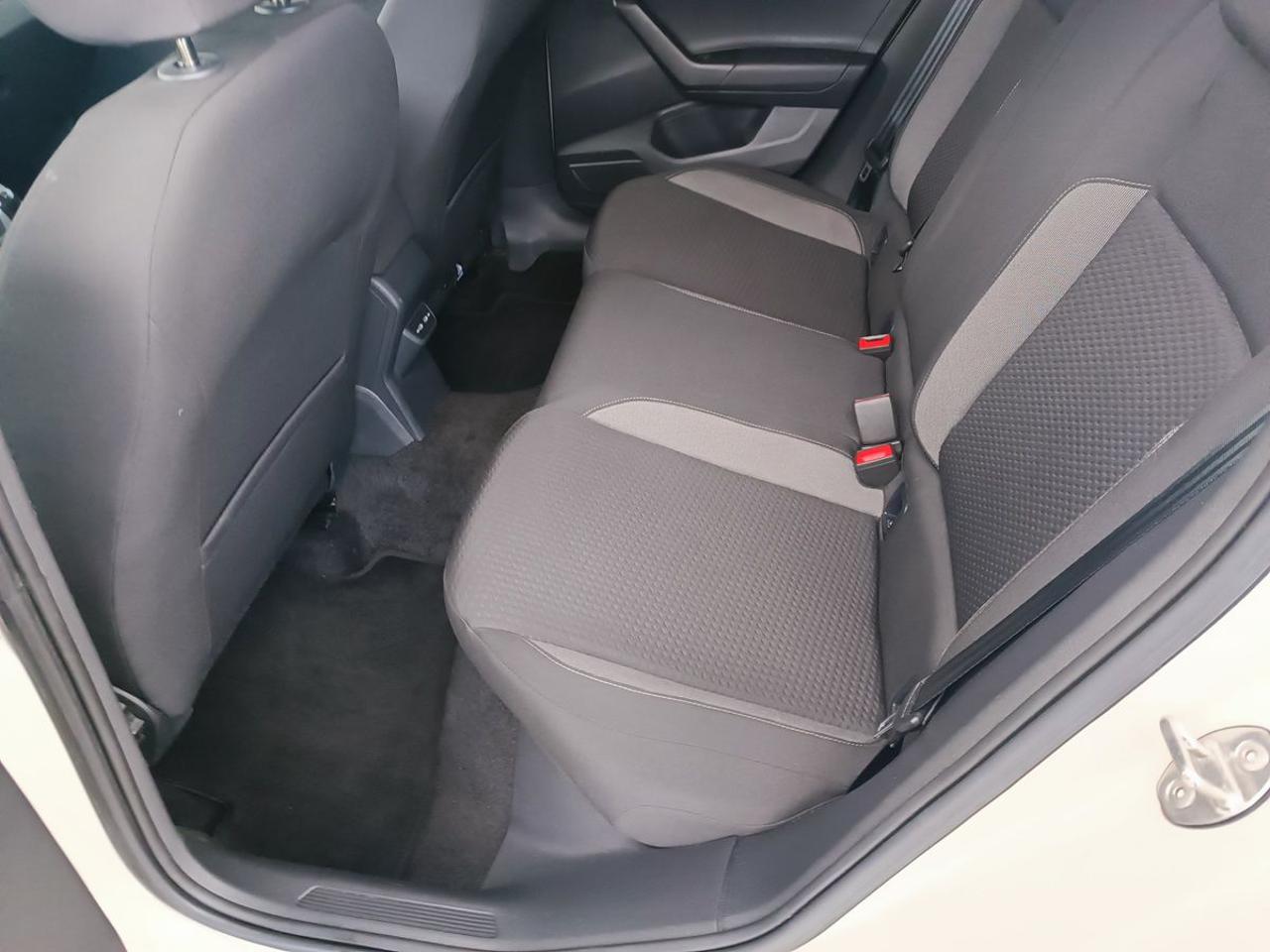 VOLKSWAGEN Polo 1.0 TSI Life - 10