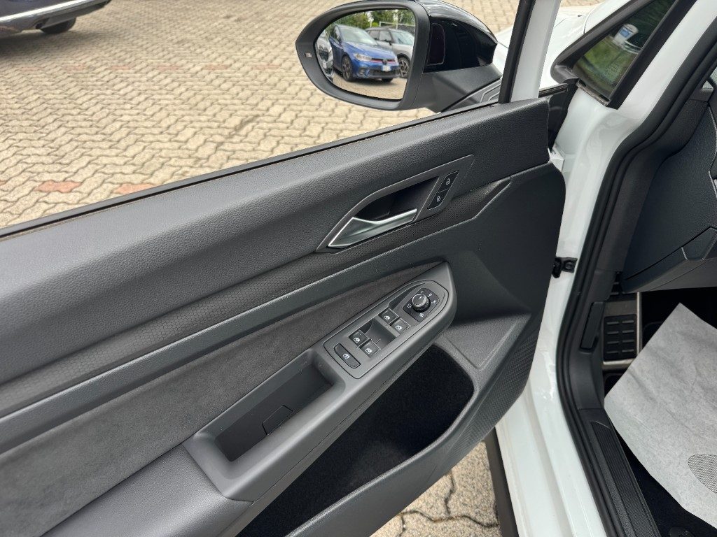 VOLKSWAGEN Golf 2.0 TSI DSG GTI - 18