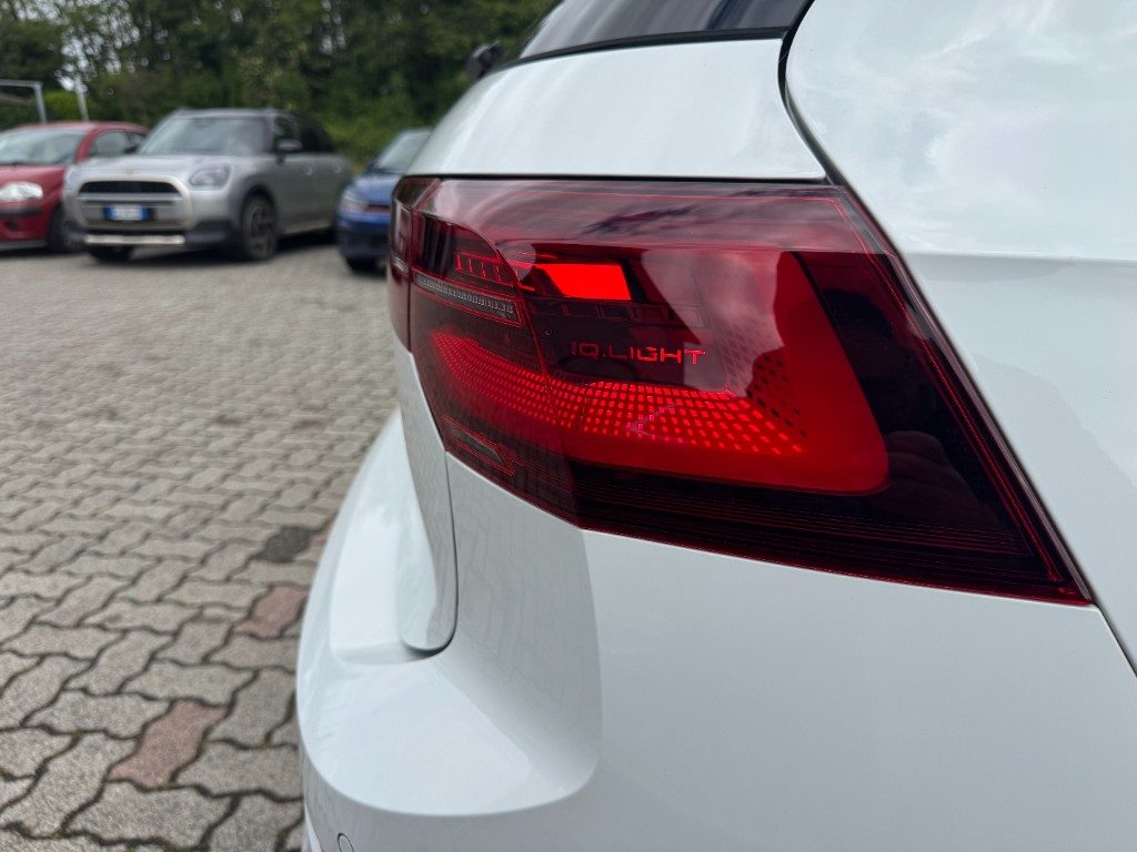 VOLKSWAGEN Golf 2.0 TSI DSG GTI - 21
