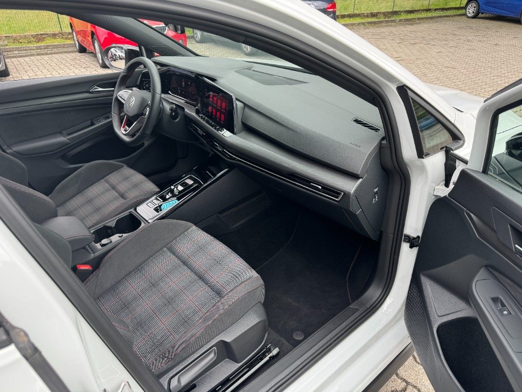 VOLKSWAGEN Golf 2.0 TSI DSG GTI - 10