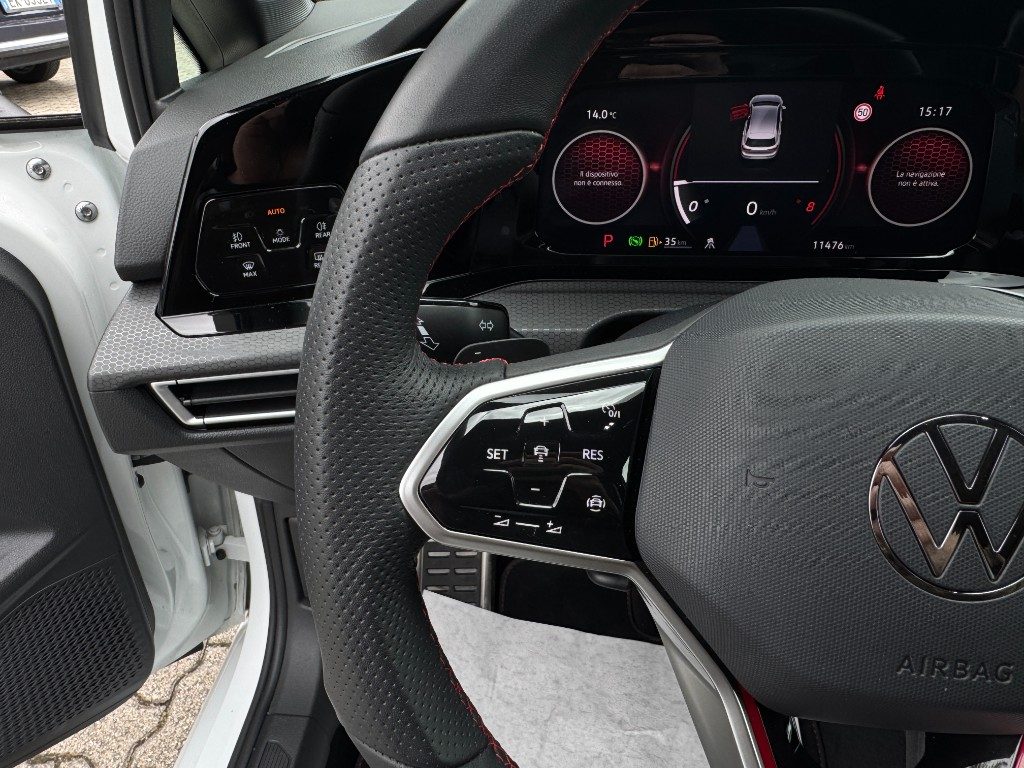 VOLKSWAGEN Golf 2.0 TSI DSG GTI - 11