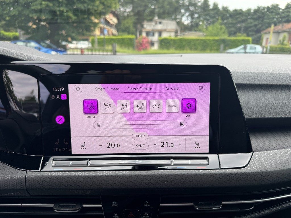 VOLKSWAGEN Golf 2.0 TSI DSG GTI - 15