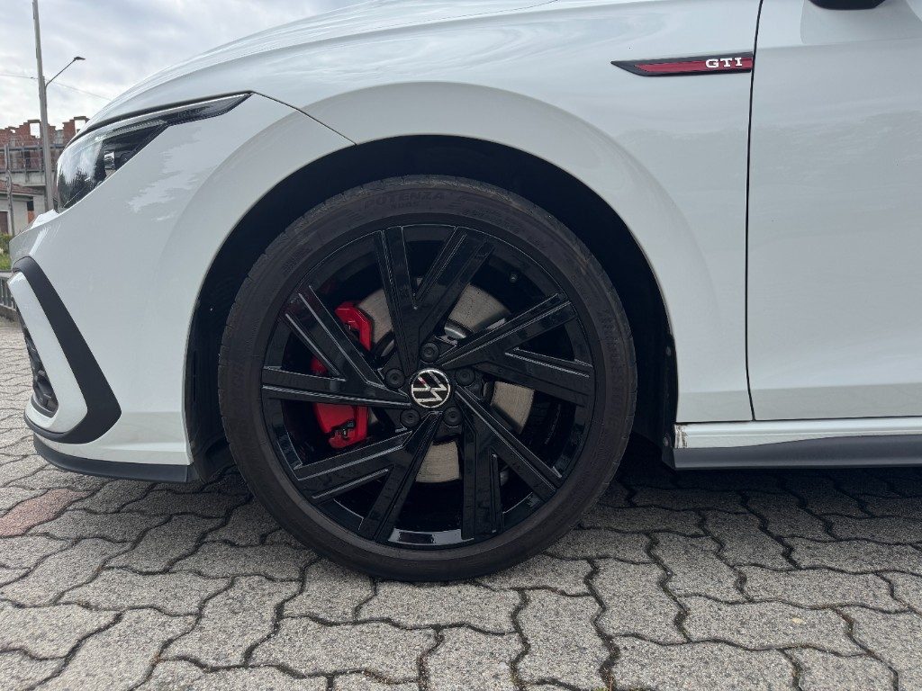 VOLKSWAGEN Golf 2.0 TSI DSG GTI - 19