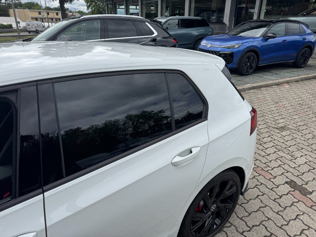 VOLKSWAGEN Golf 2.0 TSI DSG GTI - 23