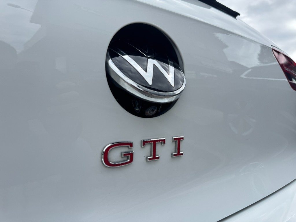 VOLKSWAGEN Golf 2.0 TSI DSG GTI - 24