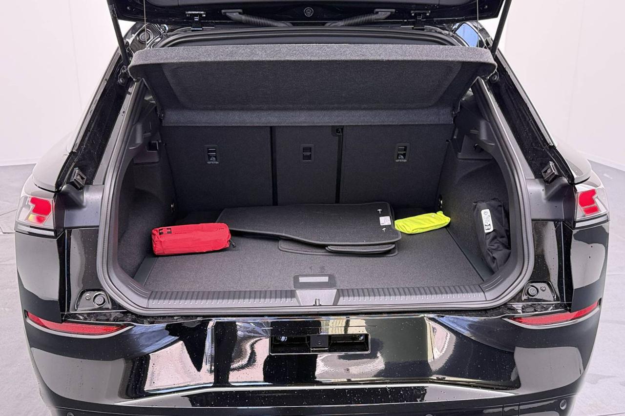 VOLKSWAGEN T-Roc 1.5 eTSI ACT 150 CV DSG R-Line - 17