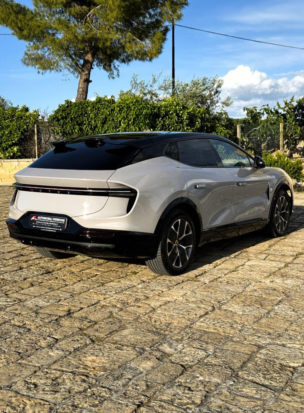 LOTUS Eletre Eletre - 38