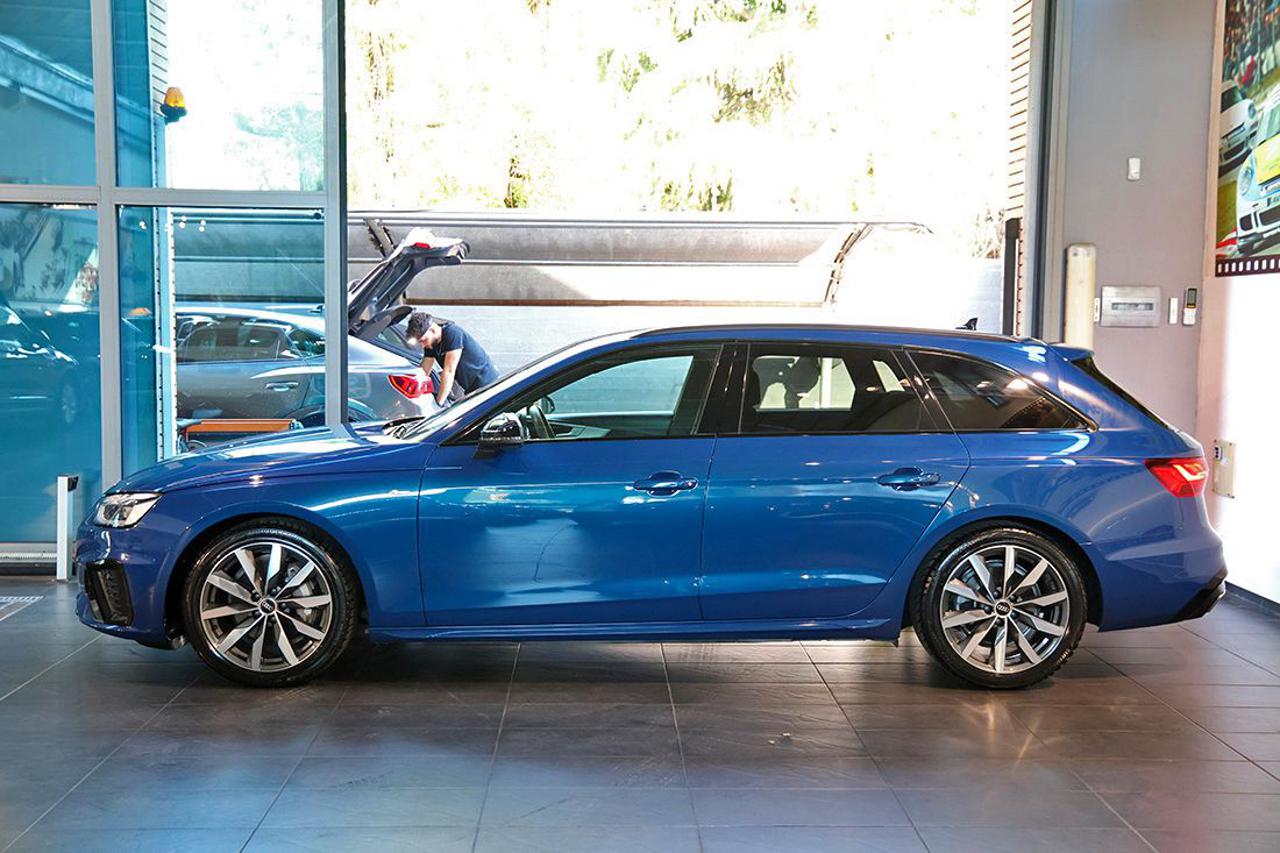 AUDI A4 40 TFSI Avant Quattro S-Tronic S-Line - 3