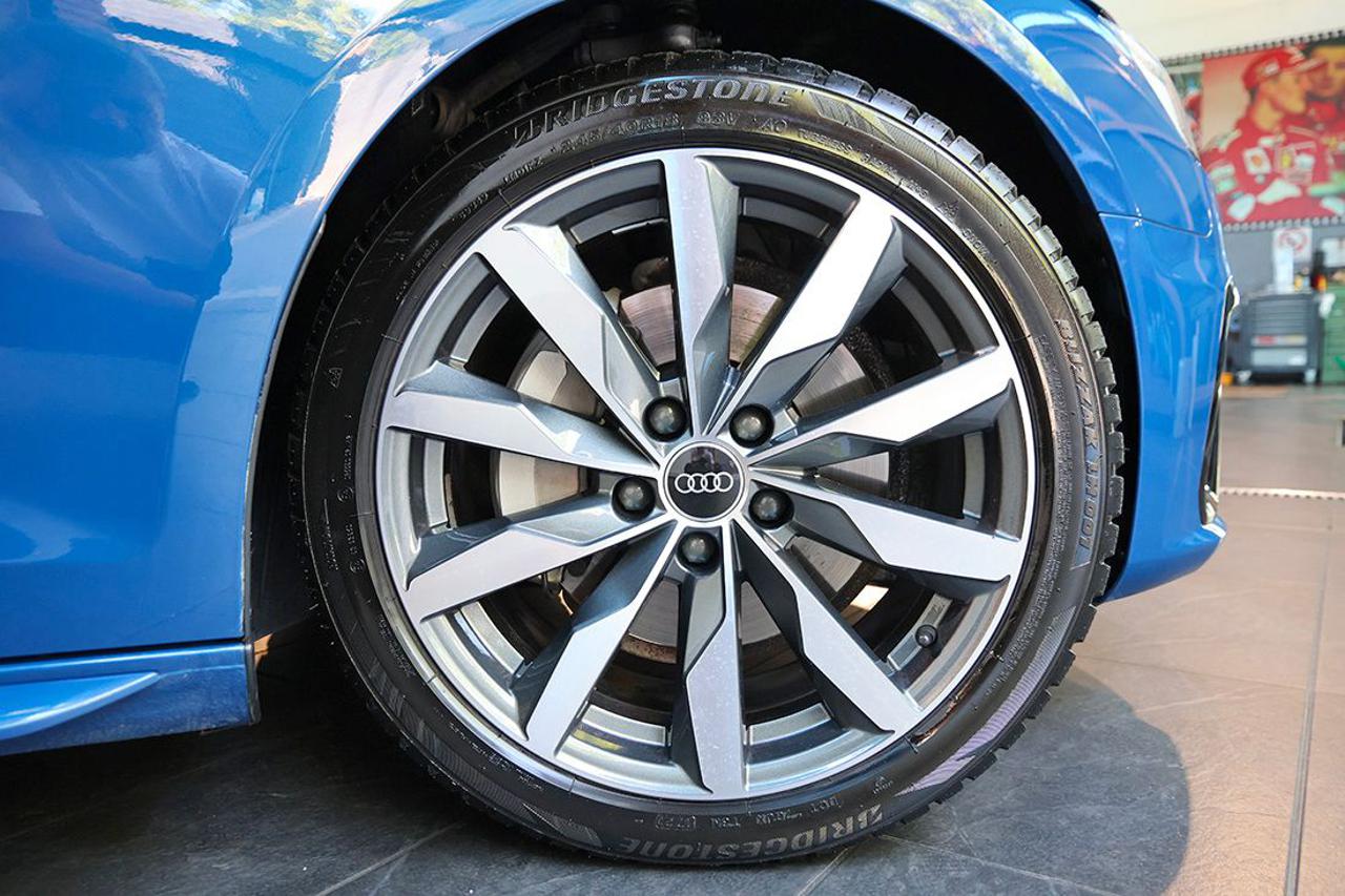 AUDI A4 40 TFSI Avant Quattro S-Tronic S-Line - 6