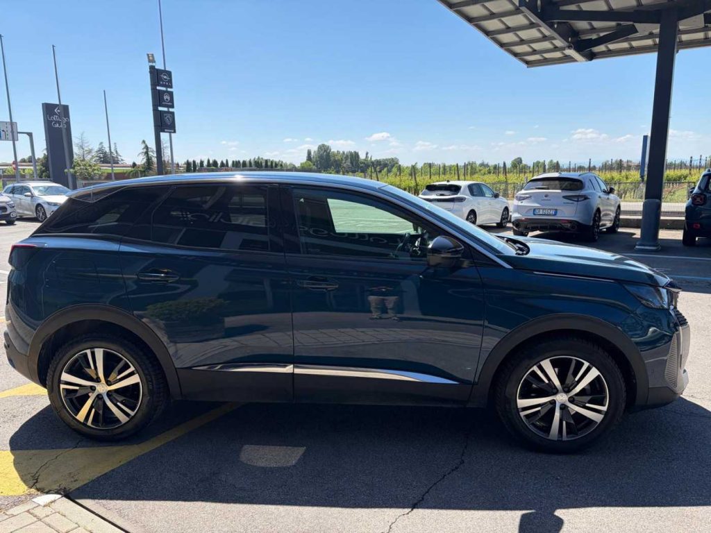PEUGEOT 3008 BlueHDi 130 S&S EAT8 Allure Pack - 5
