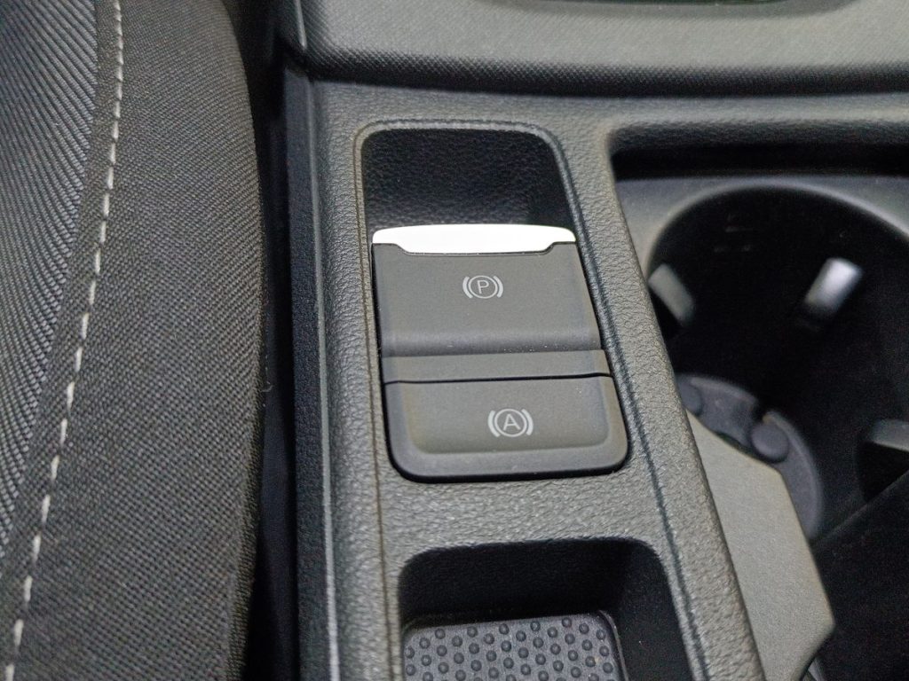 SKODA Octavia 2.0 TDI 150 CV DSG Wagon Executive - 23