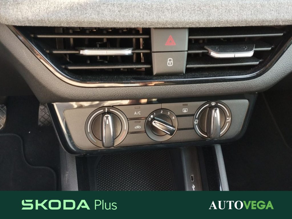 SKODA Kamiq 1.0 tsi selection 95cv - 12