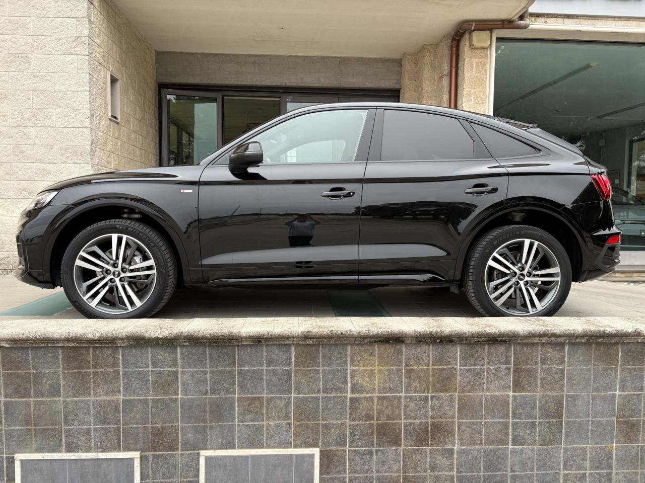 AUDI Q5 SPB Sportback 40 TDI quattro S tronic S line plus. - 8