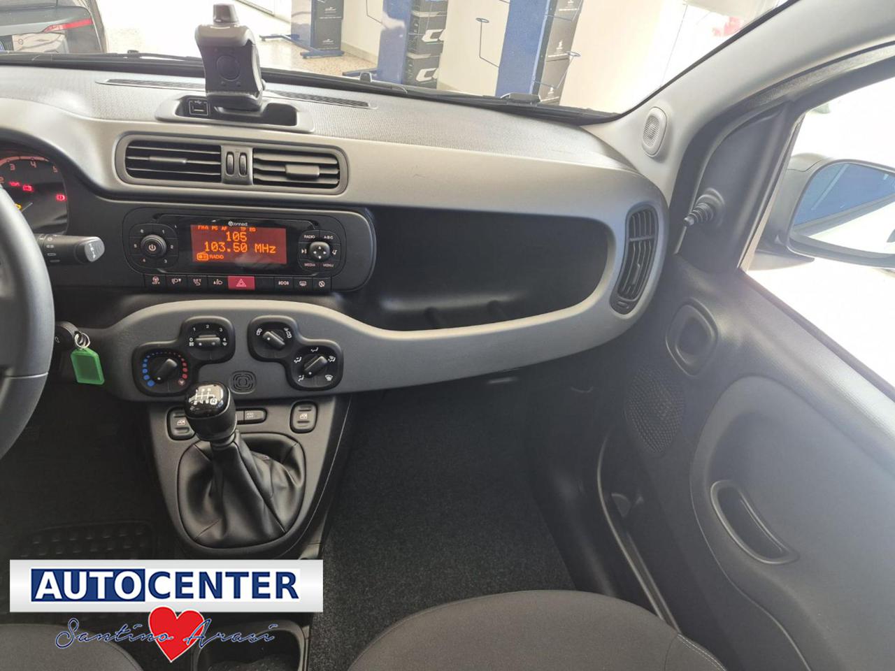 FIAT Panda 1.0 hybrid City Cross - 8