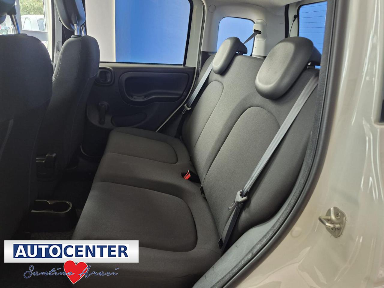 FIAT Panda 1.0 hybrid City Cross - 10