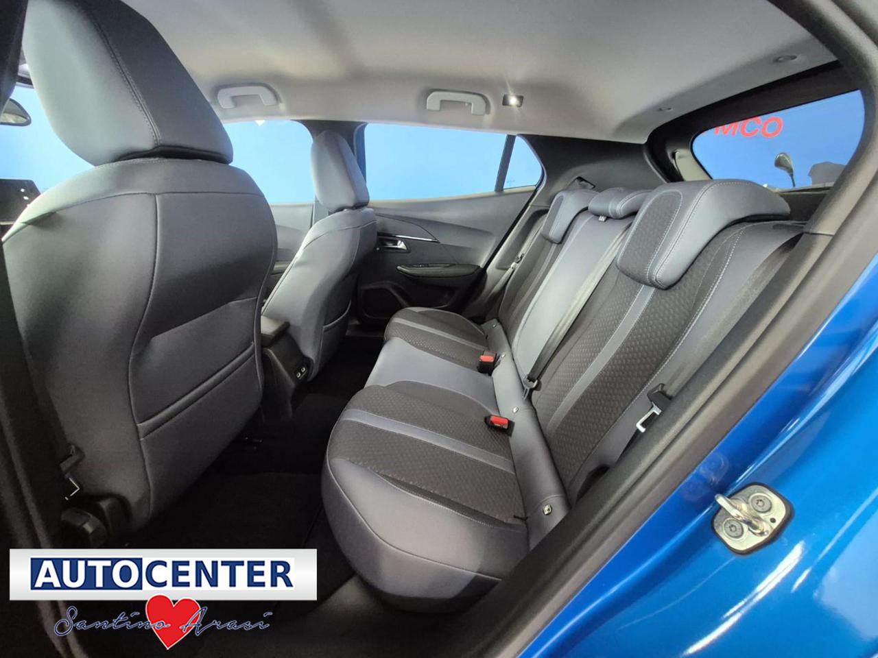 PEUGEOT 2008 BlueHDi 130 S&S EAT8 Allure Navi Pack - 12