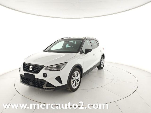 SEAT Arona Bianco pastello