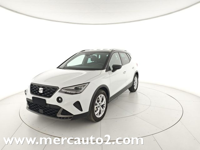 SEAT Arona Bianco pastello