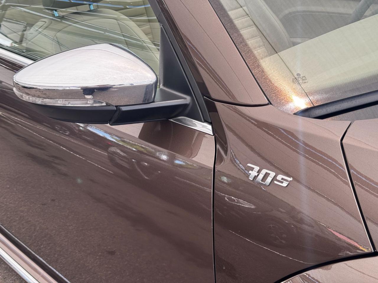 VOLKSWAGEN Maggiolino Cabrio 2.0 TDI 70s Design (Pelle/Xeno/Navi/LED) - 23