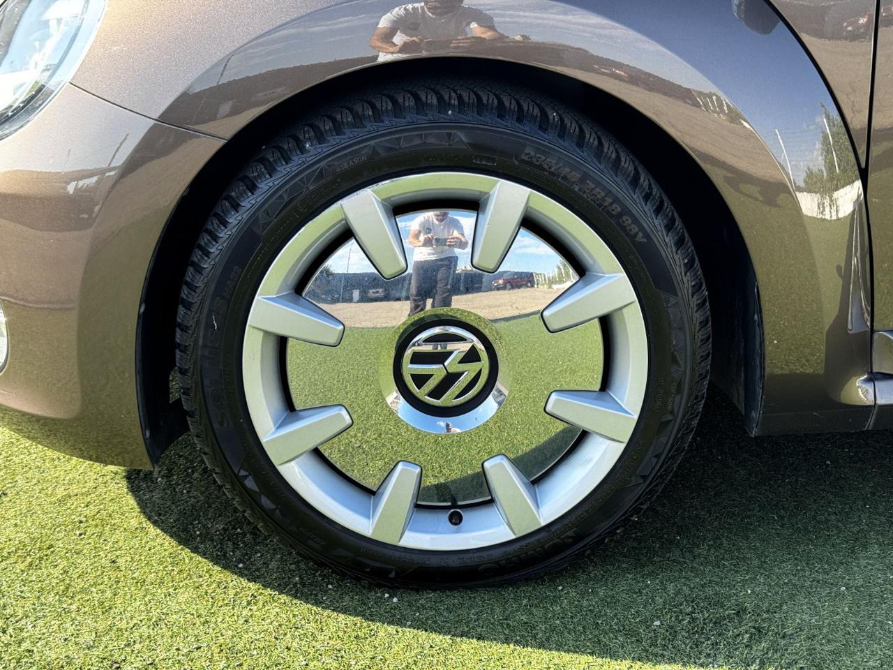 VOLKSWAGEN Maggiolino Cabrio 2.0 TDI 70s Design (Pelle/Xeno/Navi/LED) - 27