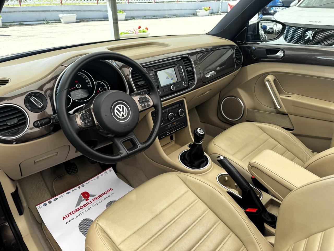 VOLKSWAGEN Maggiolino Cabrio 2.0 TDI 70s Design (Pelle/Xeno/Navi/LED) - 6