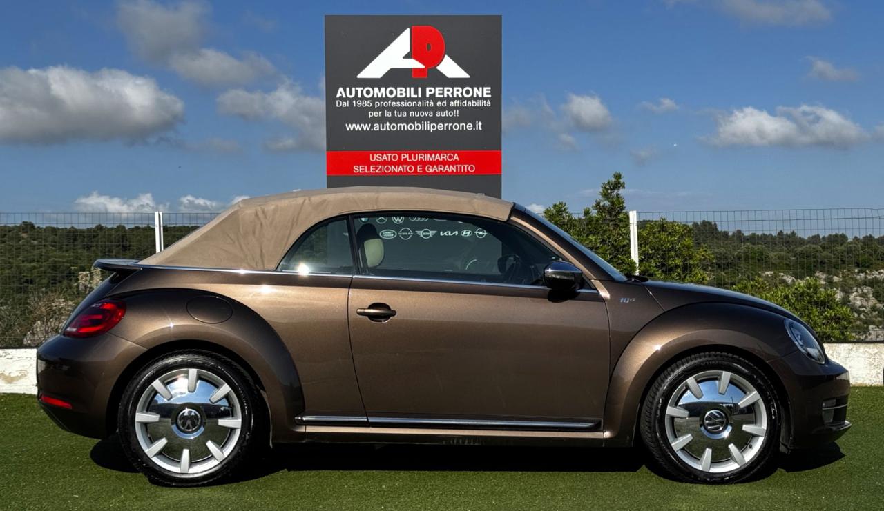 VOLKSWAGEN Maggiolino Cabrio 2.0 TDI 70s Design (Pelle/Xeno/Navi/LED) - 4