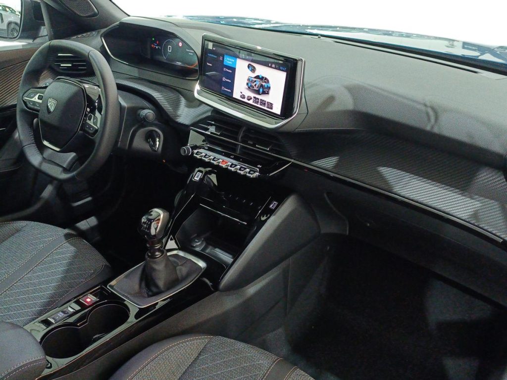 PEUGEOT 2008 1.2 T 100 CV S&S Allure pck - 9