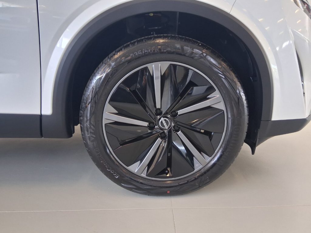 NISSAN Qashqai MHEV 158 CV Xtronic Tekna - 26