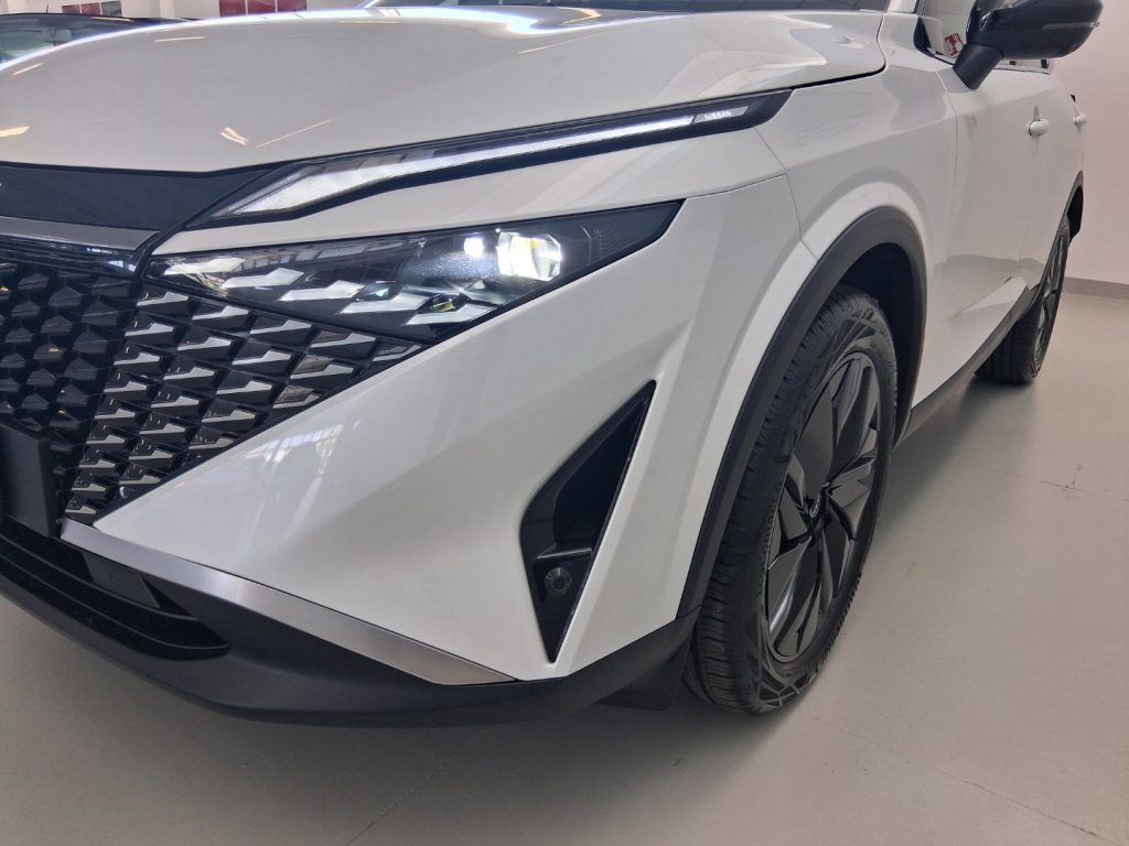 NISSAN Qashqai MHEV 158 CV Xtronic Tekna - 23