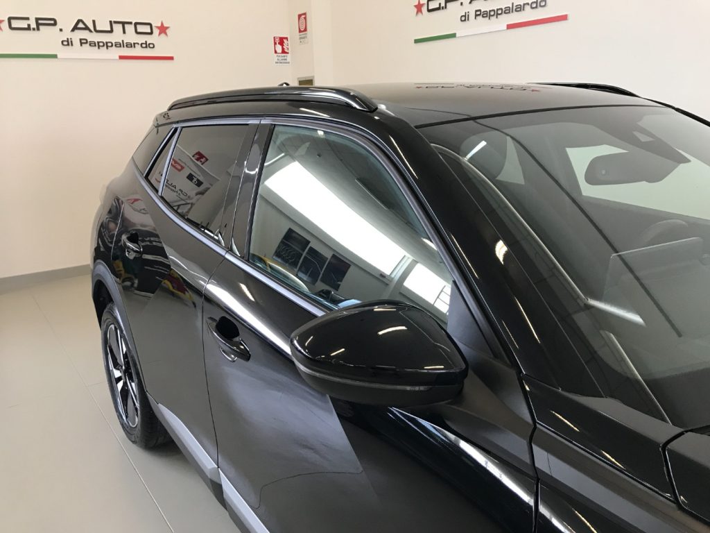 PEUGEOT 2008 PureTech 100 S&S Allure - 26