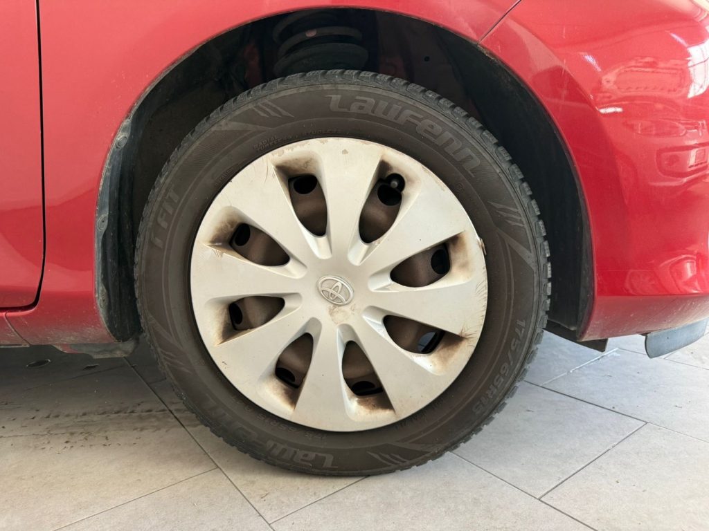 TOYOTA Yaris 1.5 Hybrid 5 porte Lounge Più - 15