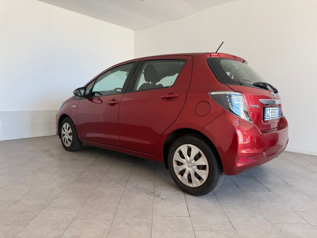TOYOTA Yaris 1.5 Hybrid 5 porte Lounge Più - 4