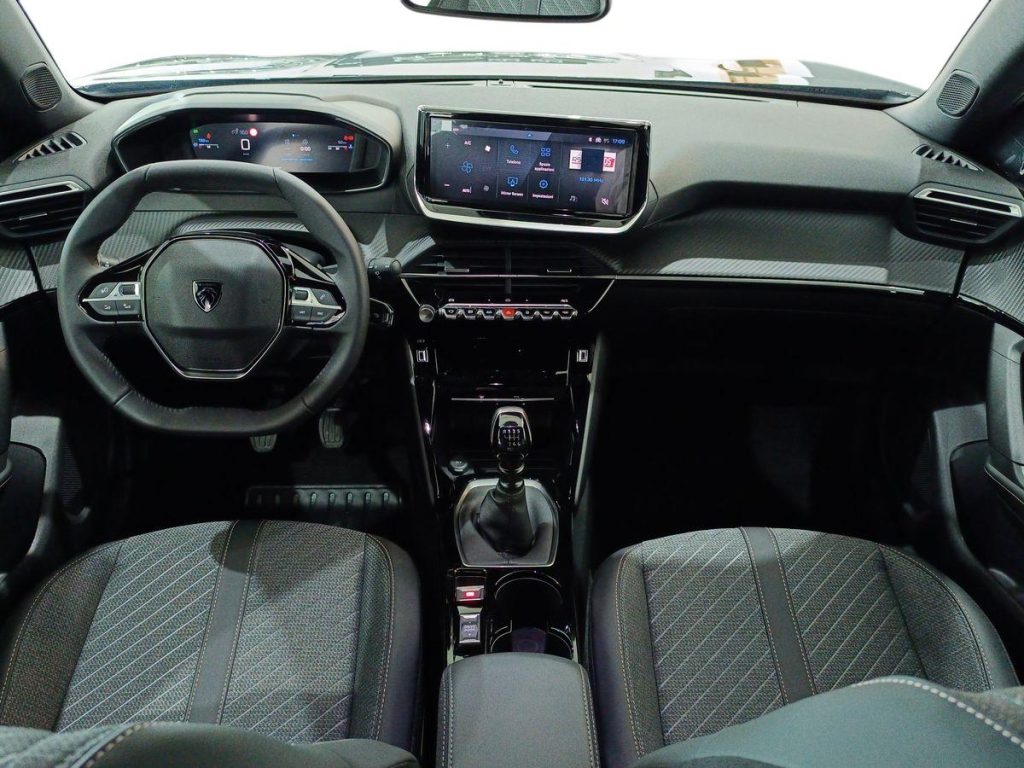 PEUGEOT 2008 PureTech 100 S&S Allure - 7