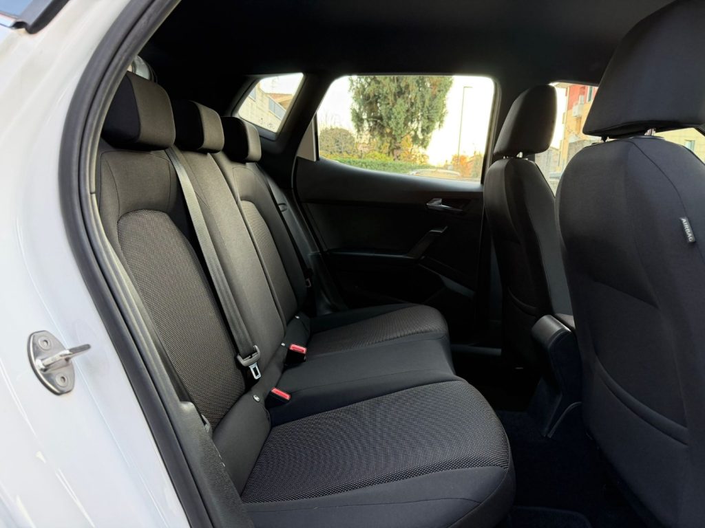 SEAT Arona 1.0 XCELLENCE - 11