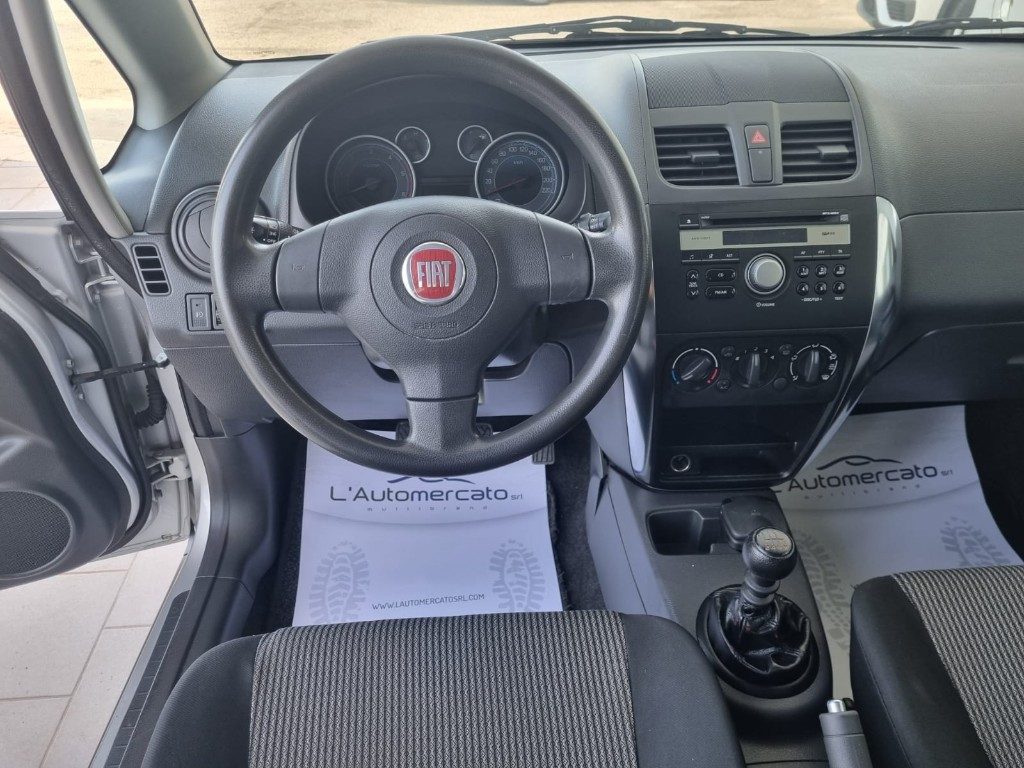 FIAT Sedici 2.0 MJT 16V DPF 4x2 Emotion - 12