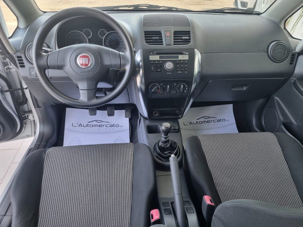 FIAT Sedici 2.0 MJT 16V DPF 4x2 Emotion - 11