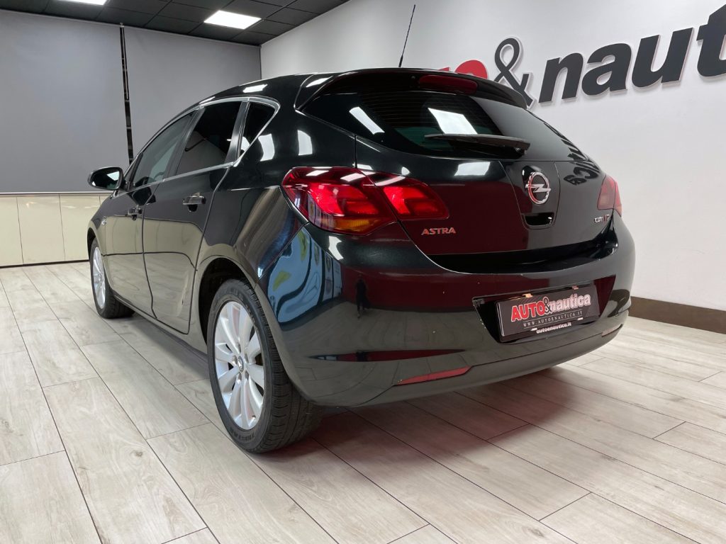 OPEL Astra 5P 1.7 CDTI COSMO 110CV - 9