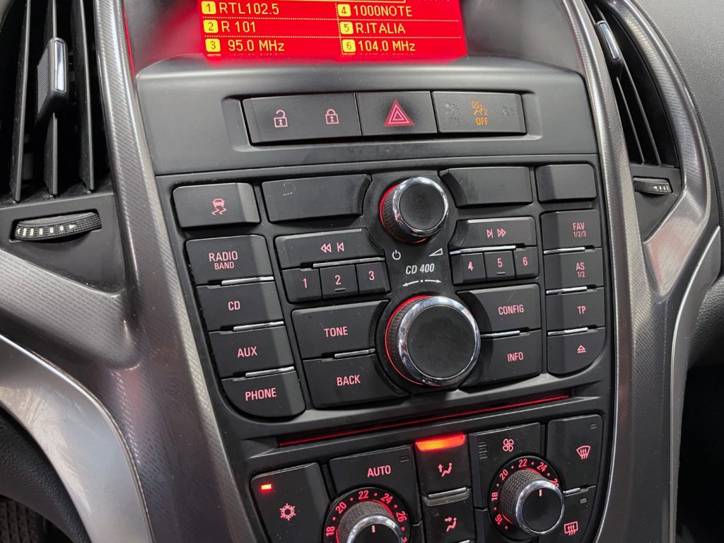 OPEL Astra 5P 1.7 CDTI COSMO 110CV - 26