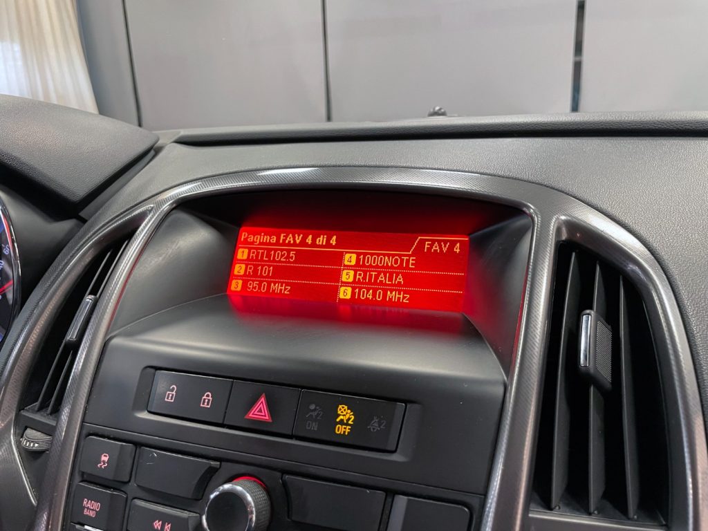 OPEL Astra 5P 1.7 CDTI COSMO 110CV - 43