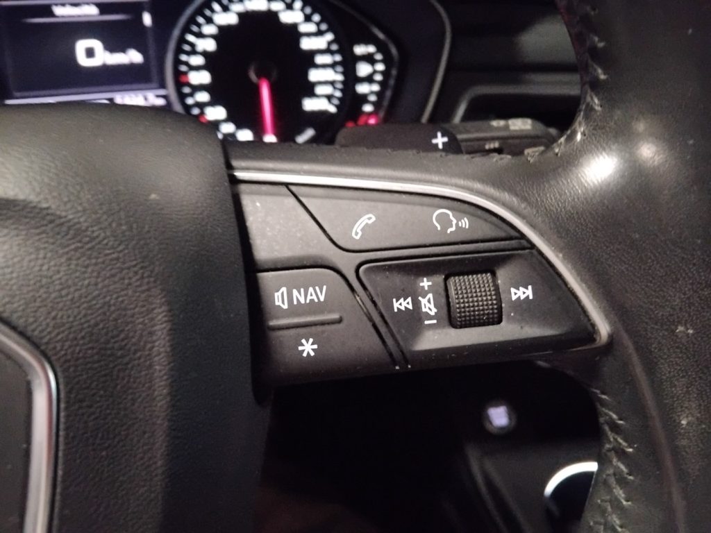 AUDI A4 Avant 30 TDI S tronic Business EVO 17 - 20
