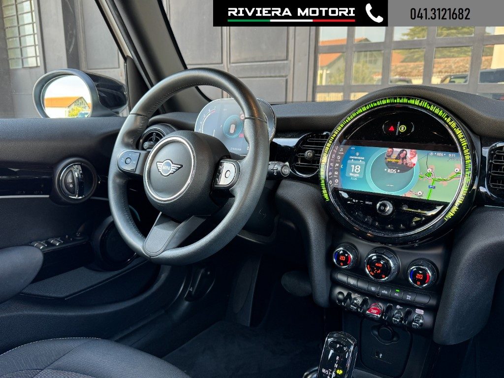 MINI Cooper 1.5 Cooper  5 porte - 4