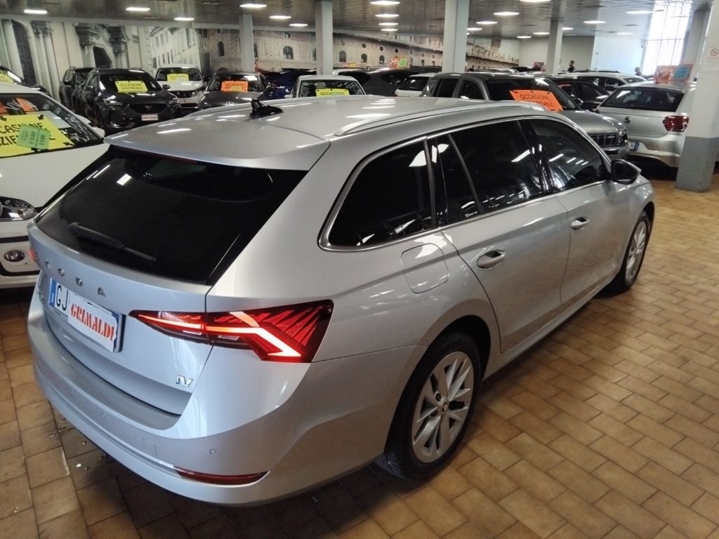 SKODA Octavia 1.4 TSI Plug-In DSG Wag. Style VIDEO PELLE 204 CV - 6