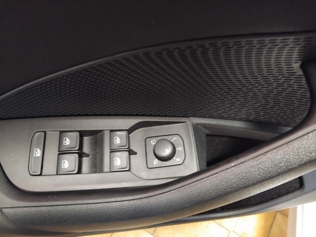 SKODA Octavia 1.4 TSI Plug-In DSG Wag. Style VIDEO PELLE 204 CV - 16